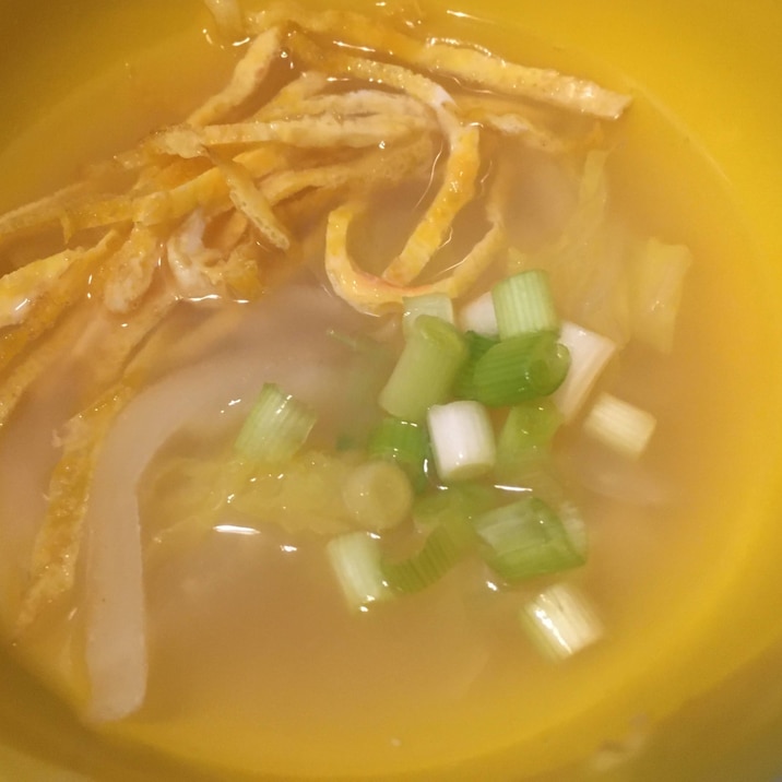 白菜、小葱、錦糸卵の味噌汁